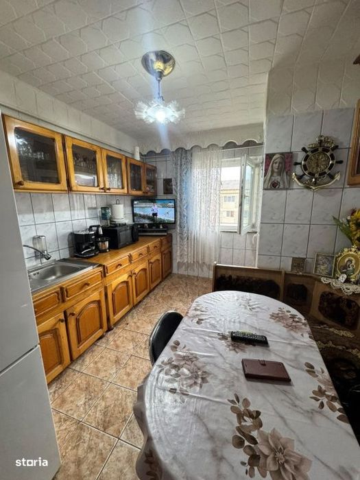 Apartament spatios gata de mutare