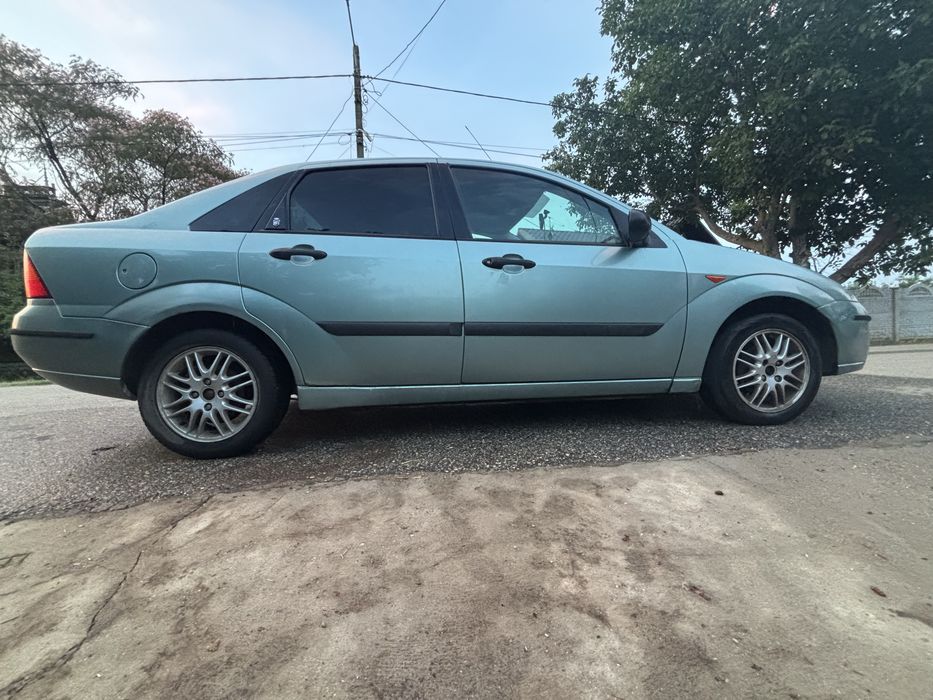 Vand Ford Focus urgent pret negociabil