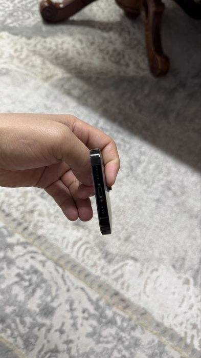 Iphone 14pro продаю