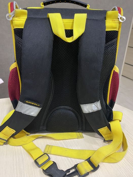 Школьный рюкзак