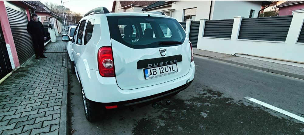 Vând Duster 2011 stare perfecta