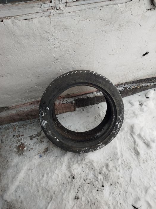 Шина зимняя 225/45/17