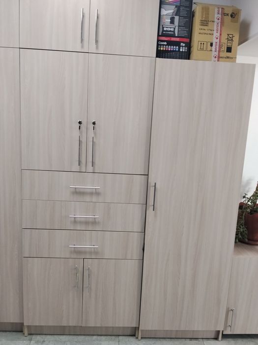 Продам офисную мебель