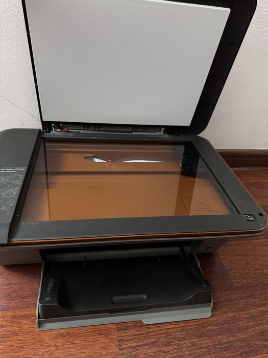 Принтер HP deskjet 2050a