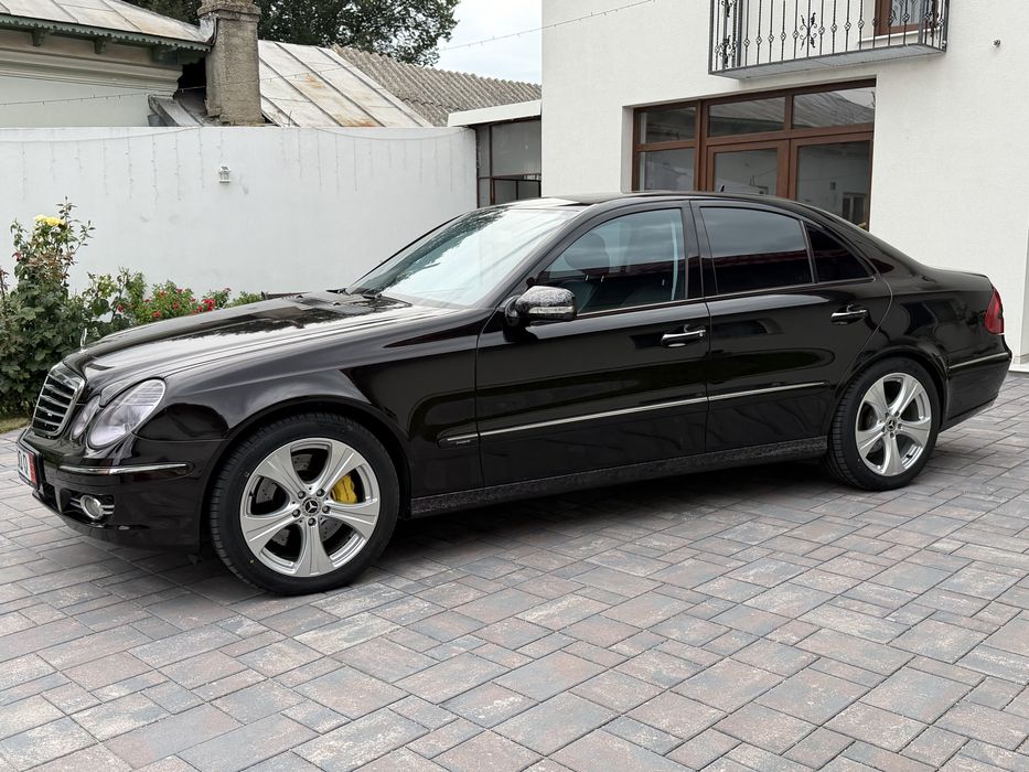 Mercedes  Benz  E class W211 420 CDI
