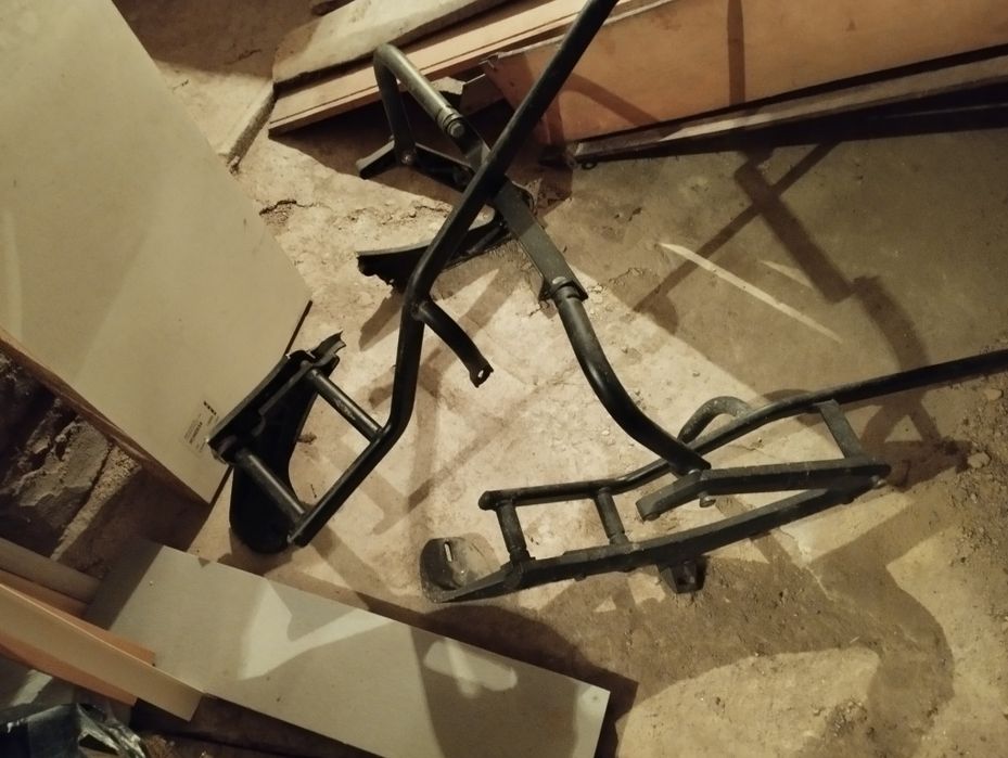 Стойки за куфари Givi за Yamaha xtz Super Tenere750