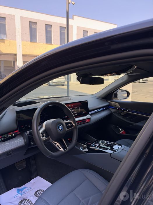 BMW i5 50L full opsiya