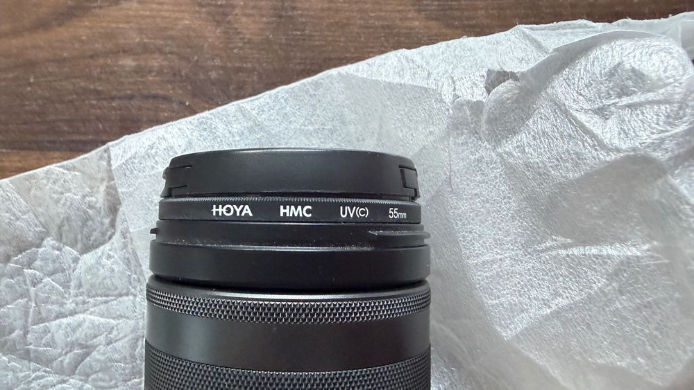 Canon EF-M 18-150mm IS STM pentru EOS M — cu filtru Hoya, stare excelentă