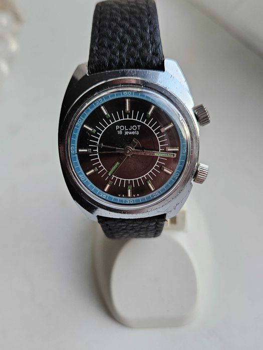 Ceas POLJOT sonerie si ceas RAKETA,in perfecta stare si ceas Mentor.