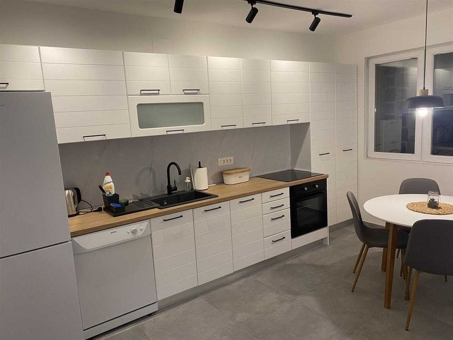 Двустаен имот в кв.Дружба 2