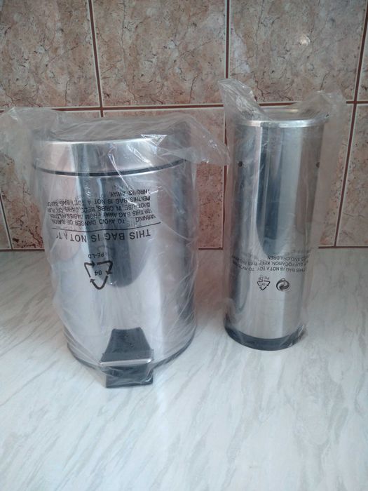 Аксесоари за WC . нови .