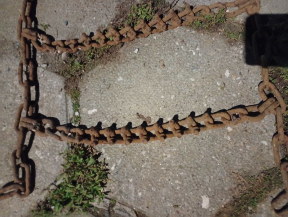 Вериги с шипове.