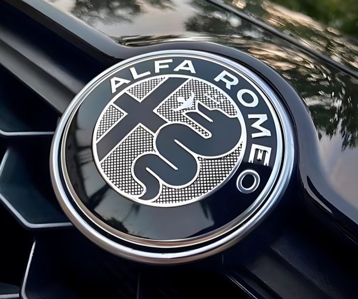 ALFA ROMEO - capace jane aliaj si  embleme