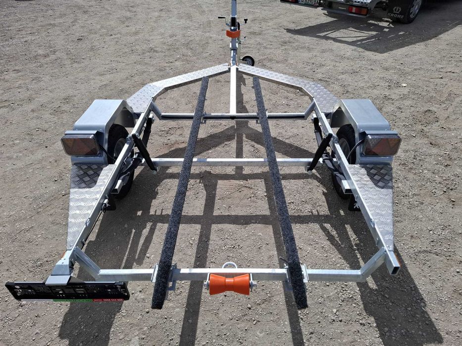 НОВ колесар за джет Respo 750V441L199