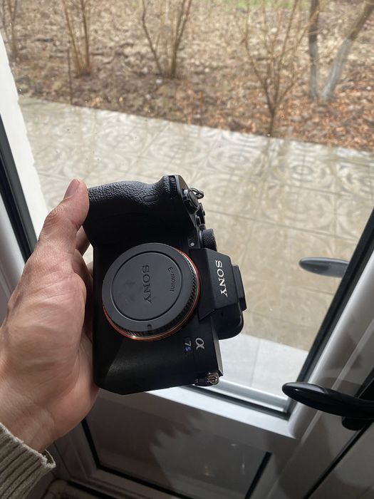 Sony a7s iii + 24-105mm obyektiv sotiladi