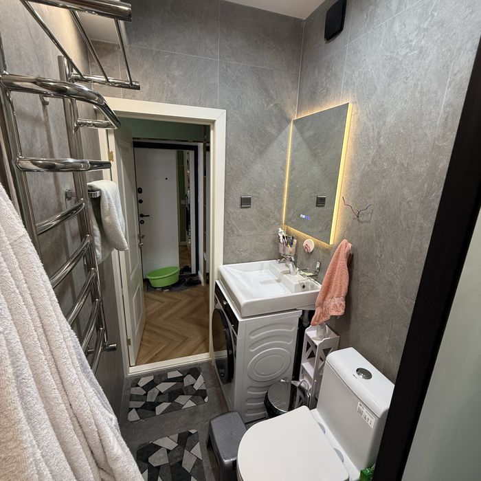 Квартира, с авторским ремонтом