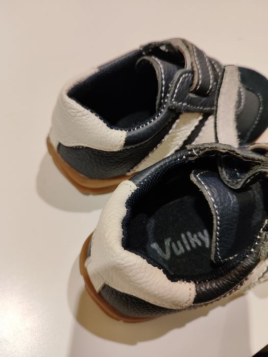 Бебешки обувки Vulky