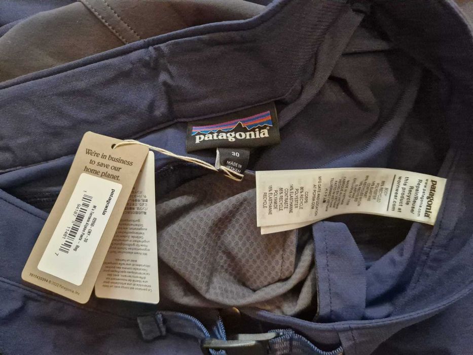 Pantaloni softshell Patagonia, nunte, tura, masura 30, salewa, mammut,arcteryx