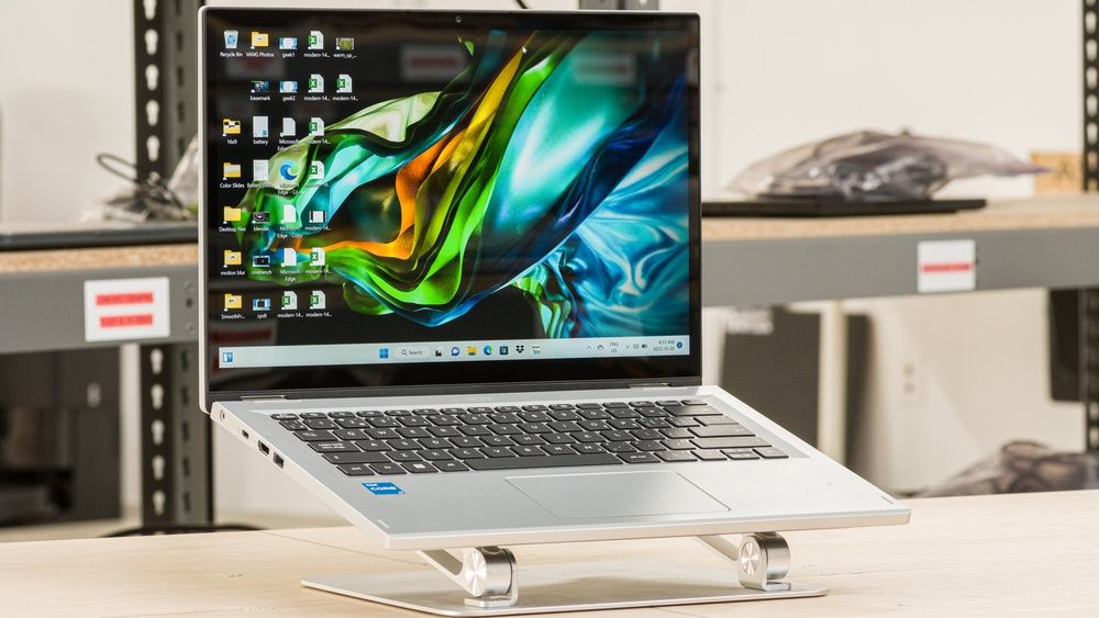 Laptop si tableta  2  in 1 ACER  Spin 14 ASP14 cu touchscreen intel ultra 7 155u  nou garantie