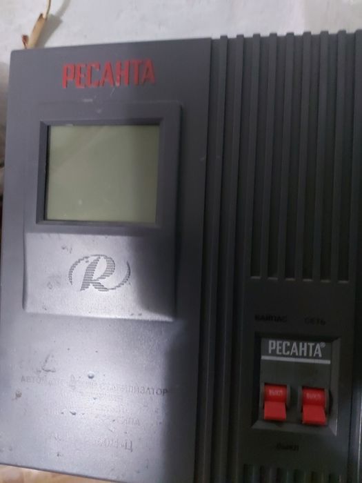 Стабилизатор напряжения Ресанта