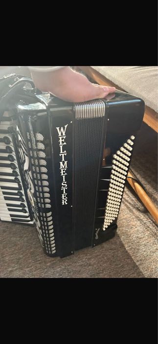 Vand acordeon weltmeister 120 basi
