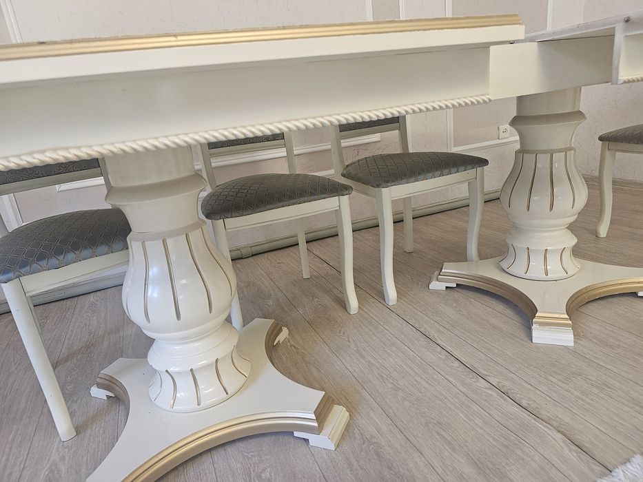 Стол обеденный для дома