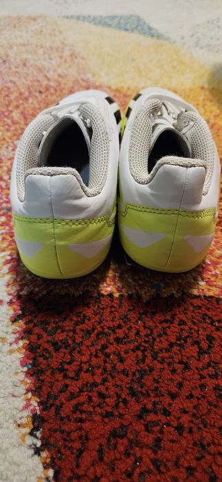 Ghete fotbal Adidas copii marimea 34