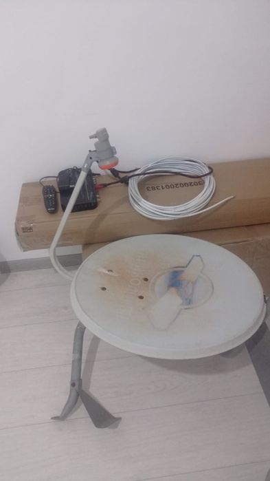 Продам тарелку Триколор 12000