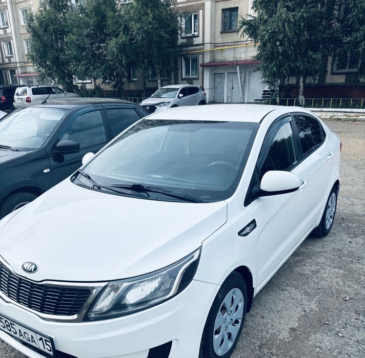 KIA RIO 2014 года
