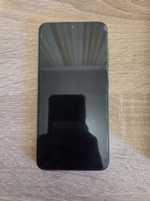 Samsung S23 128 гб