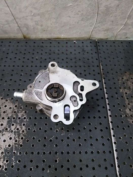 Pompa vacuum 2.0 tdi audi a6 c6 4f 03g145209c