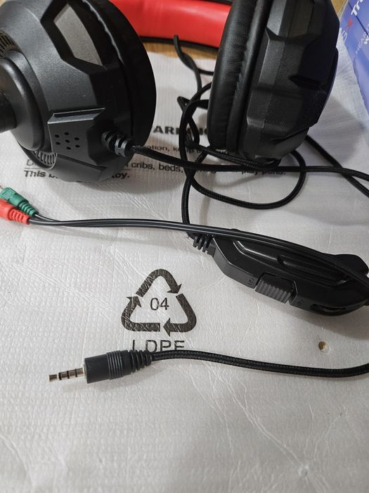 Casti gaming x Trust nou