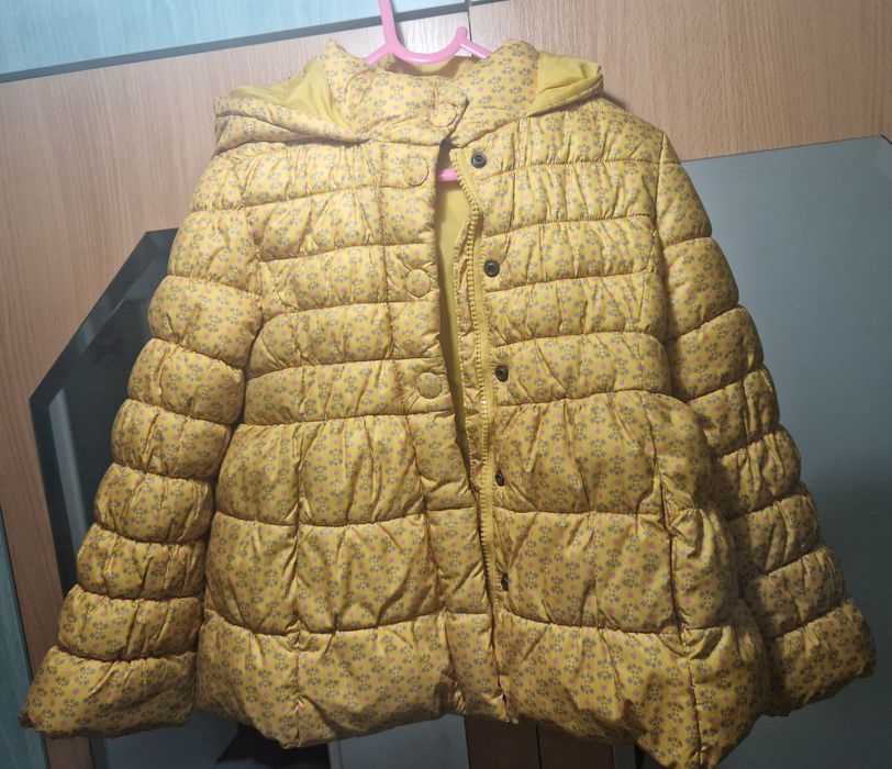 Geaca de iarna fetite United Colors of Benetton