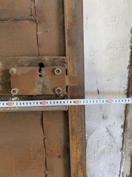 Дверь металлическая