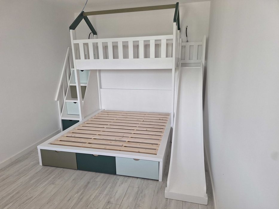 TRANSPORT GRATUIT.Pat supraetajat cu scara tip sertare.Cod 3537