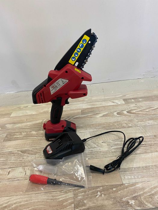 Коса електр. с нож и корда сгъваема 1.4kW/R20 Кастрачка акум. 120mm SDS 1/4 1.1mm 32 2Ah