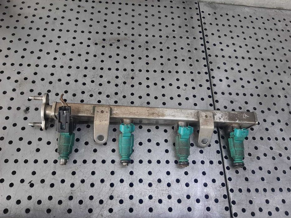 rampa cu injectoare 1.2 b g4la hyundai i20 35310-03000