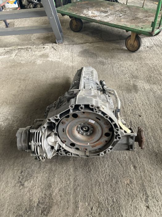 Audi A4 B9 2.0 tdi 163 кс Quattro 2017 година Скоростна Кутия