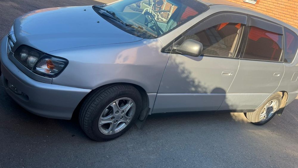 Продам тойота ипсум