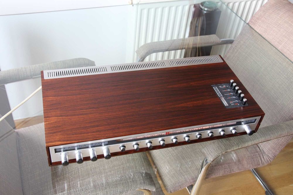 Amplificator Rank Arena T 2700 cu radio FM complet revizuit.