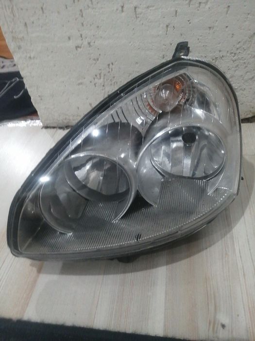 Фара левая приора 2