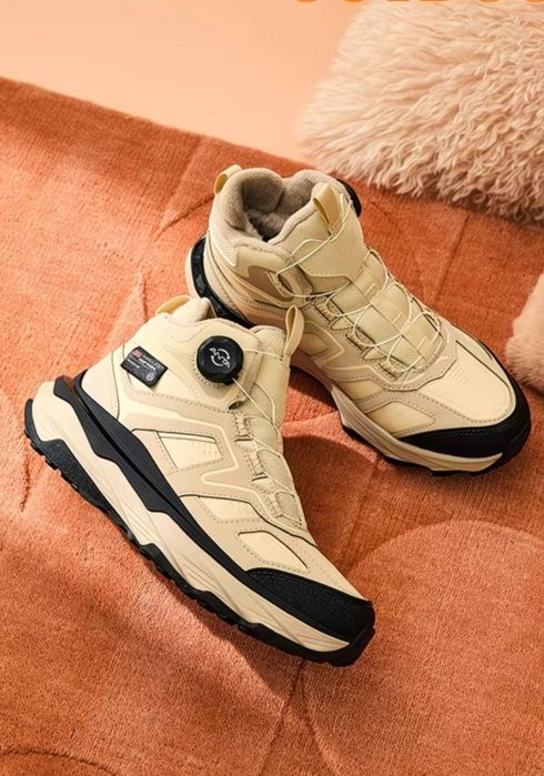 Продам ботинки зимние