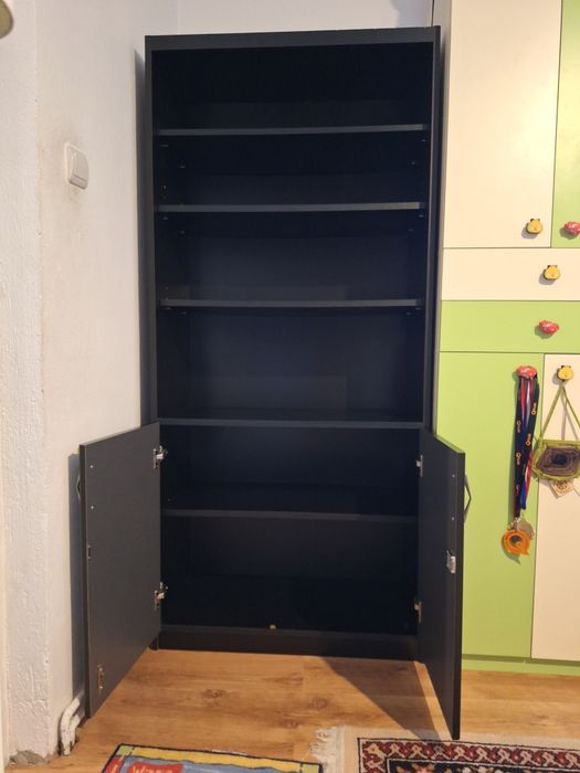 Bibliotecă pentru cărți