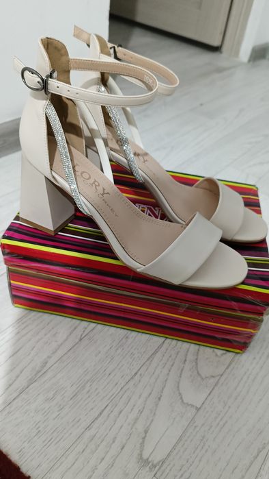 продам туфли вечерние