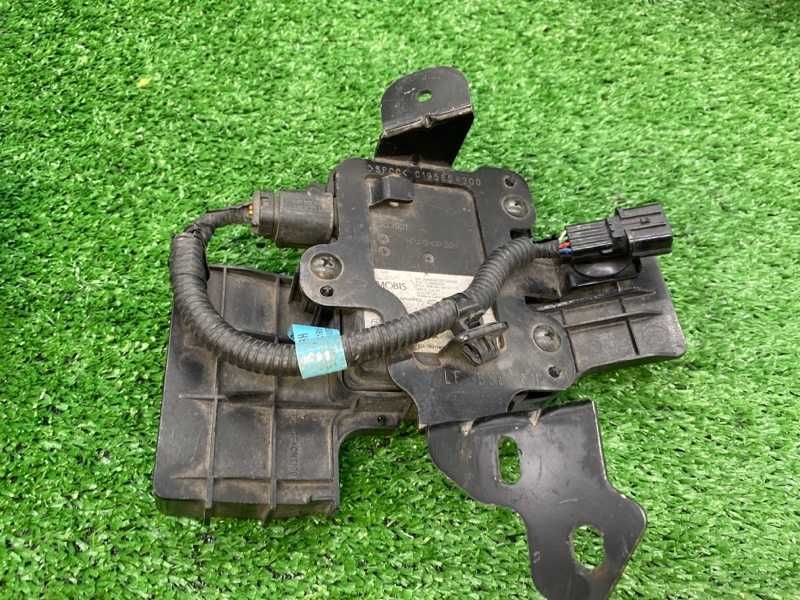 Датчик слепых зон Hyundai Sonata 7 (б/у)