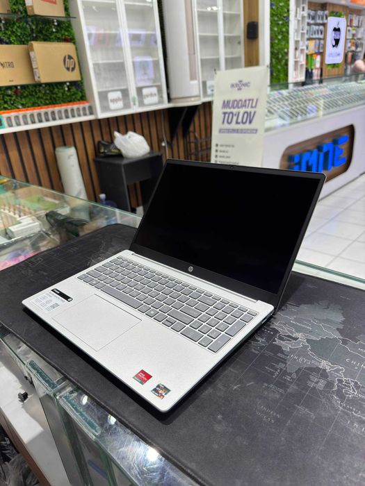 Hp laptop/MD Ryzen 5 7520U/8/512/15.6"
