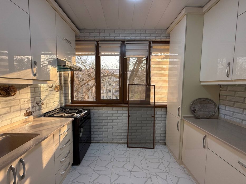 Срочно продаётся 4х-комнатная квартира