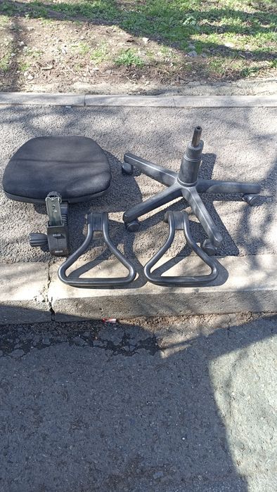 Здрави части за офис стол