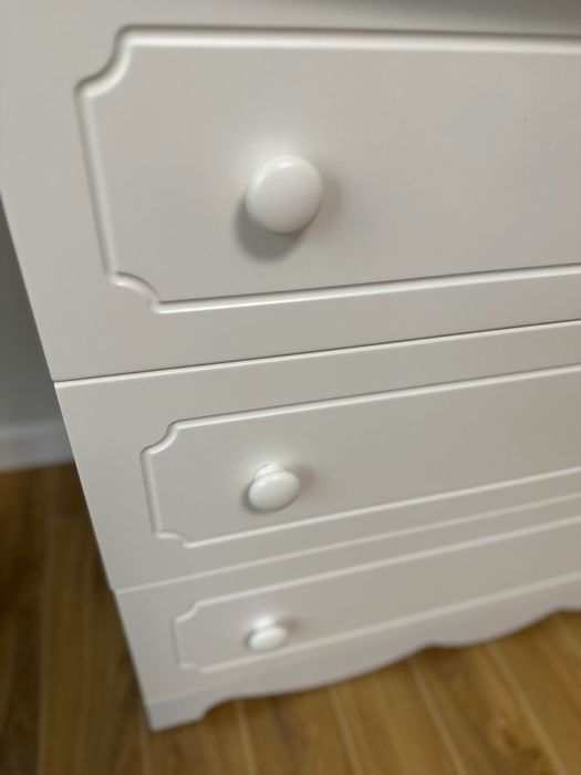 Луксозен комод/скрин МДФ