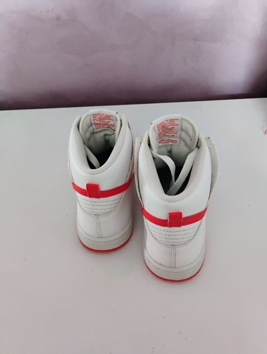 Vând adidași Adidas